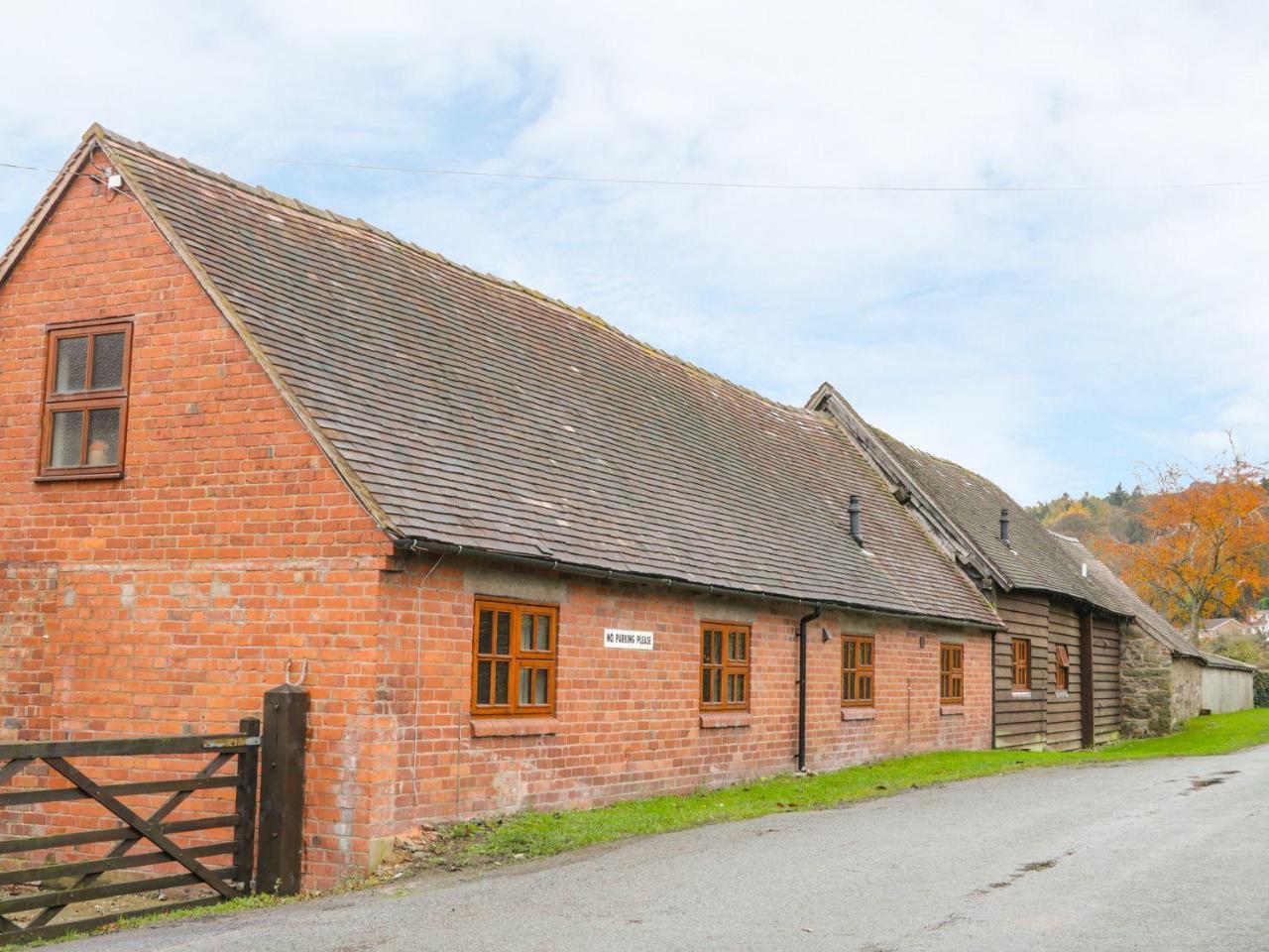 Old Hall Barn 4 Church Stretton Exterior photo